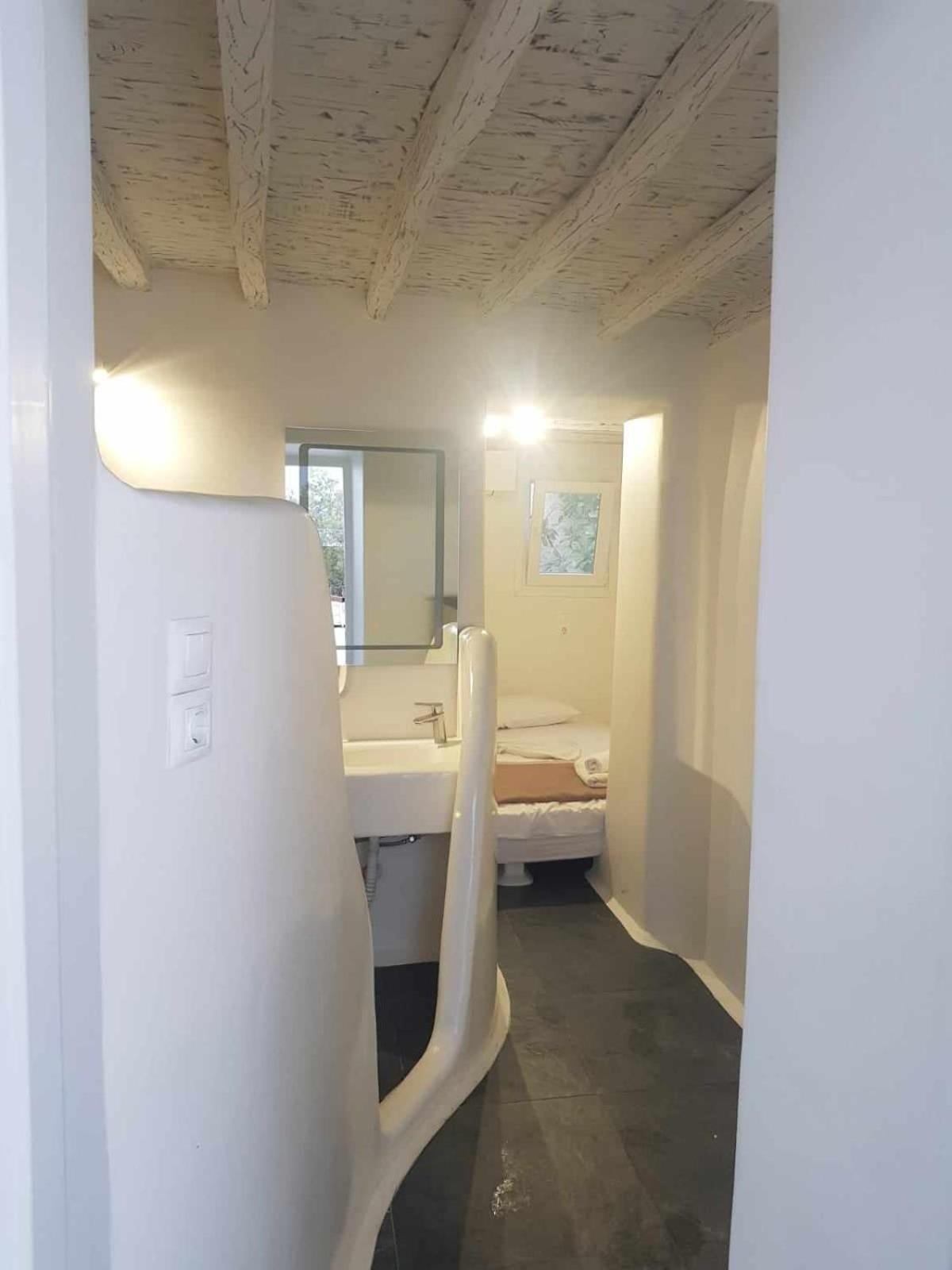 Mykonos Vibes Airport Studios And Apartments Mykonos Town Exterior foto